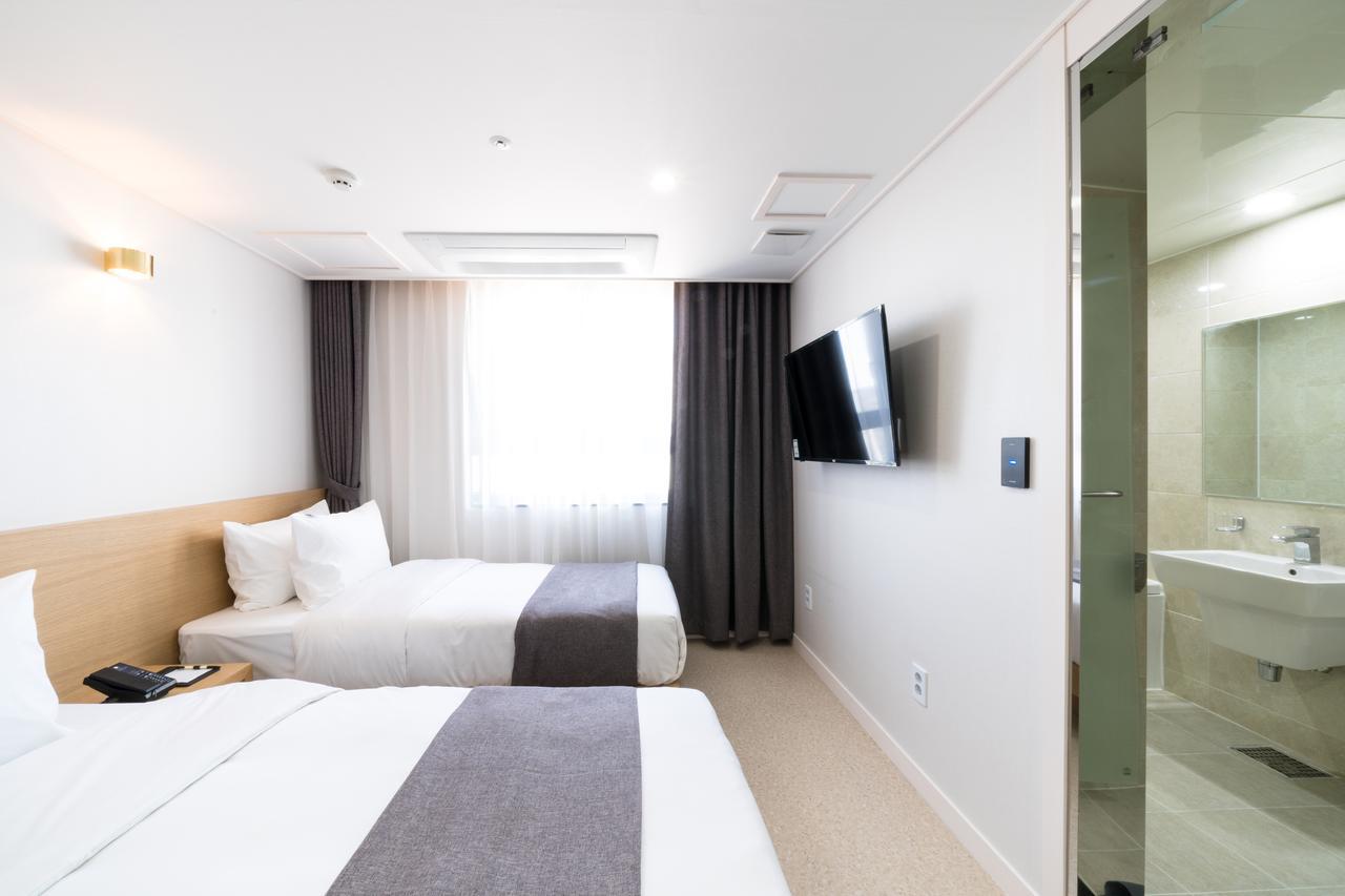 Incheon Airport Legend Hotel Екстериор снимка